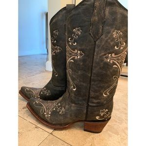 Women’s Cowboy Boots